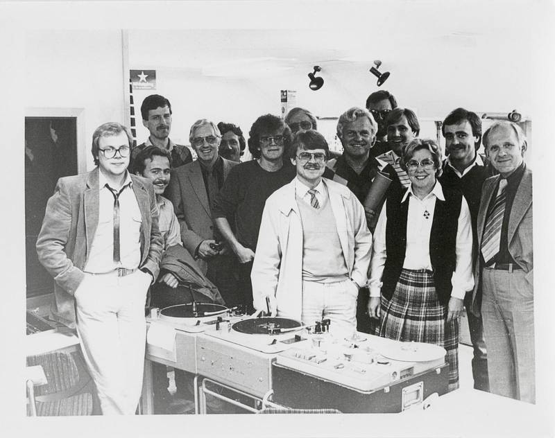 Närradioträff på Kaggeholm 1982, en av många samlingar som folkhögskolan drog ihop till för att stärka närradioarbetet ute i de olika pingstförsamlingarna.